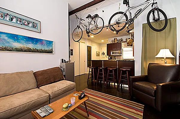 Sold by R New York | media 1