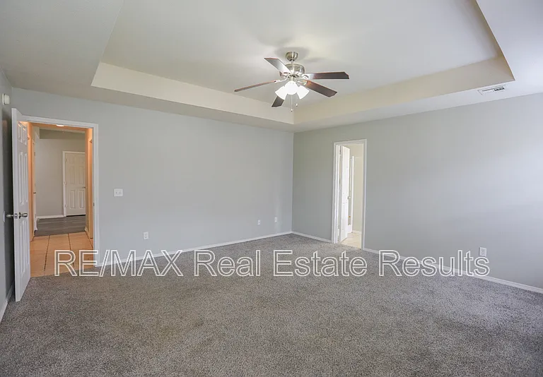 1907 SW Columbus Rd — Photo 14