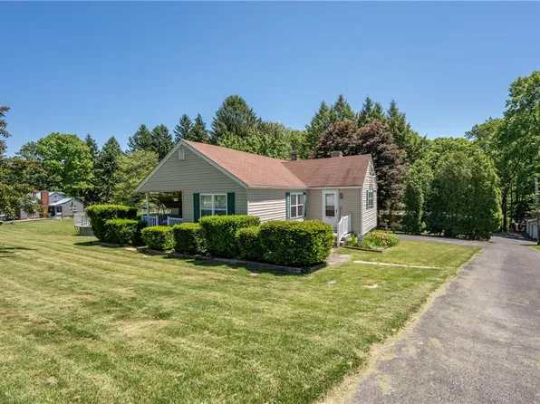 1420 Bethel Church Rd, Latrobe, PA 15650