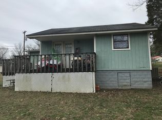 182 Johnson Rd, Oak Ridge, TN 37830