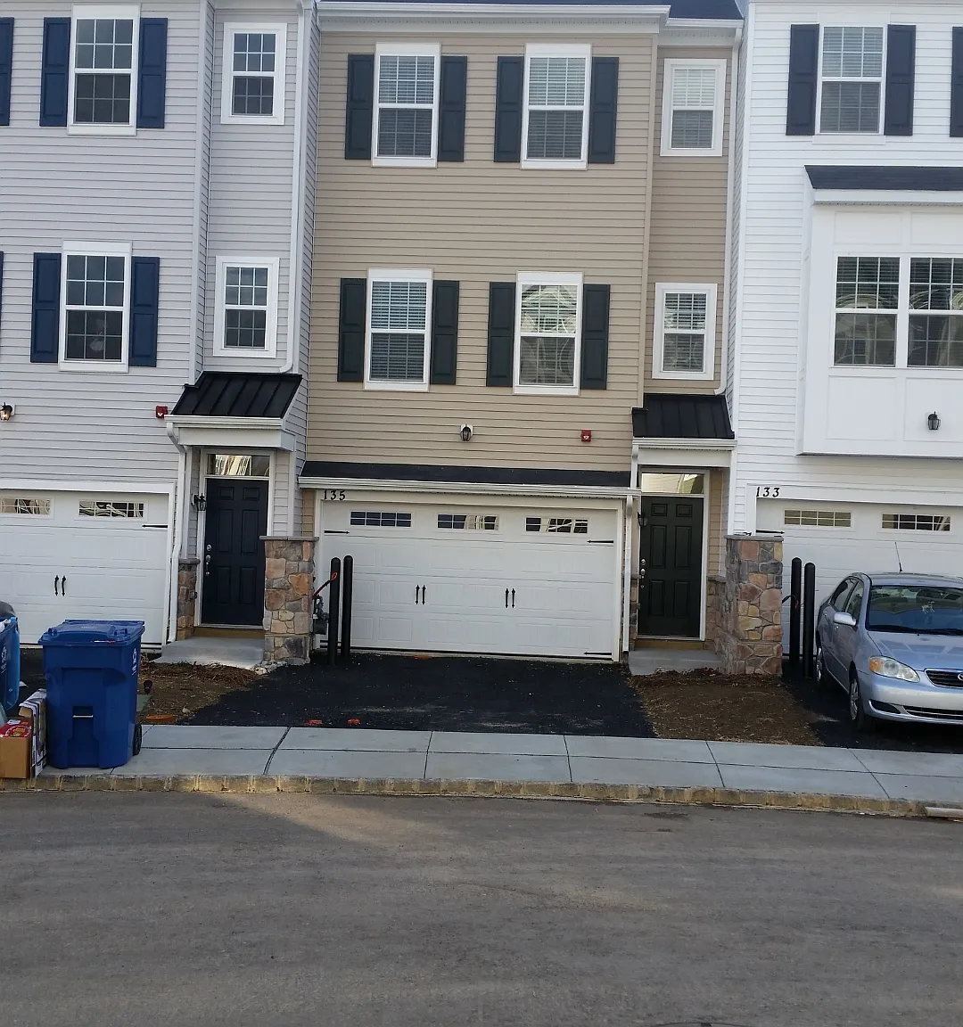 3 bed, 2.5 bath, 1811 sqft, $2,850 — Photo 1