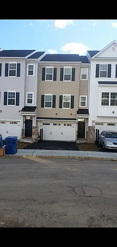 135 Mercer Ct Photo 1