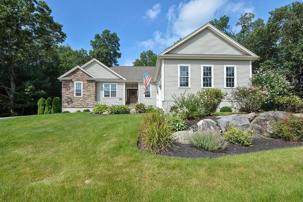512 Fresh Meadow Ln, Dighton, MA 02715 Zillow