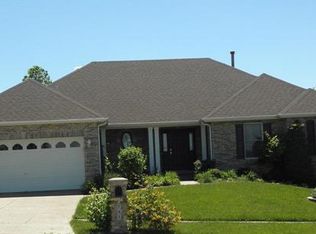 1410 Devonshire County Dr, Wentzville, MO 63385
