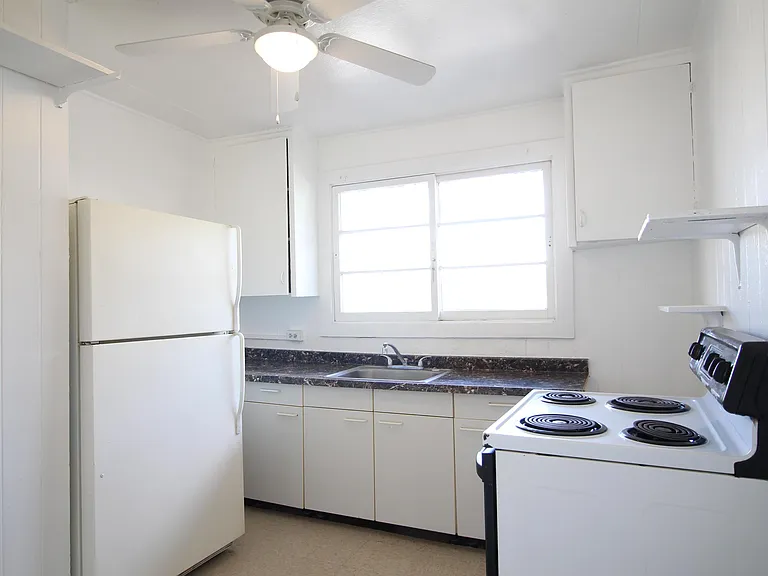 84-824 Farrington Hwy #C — Photo 3