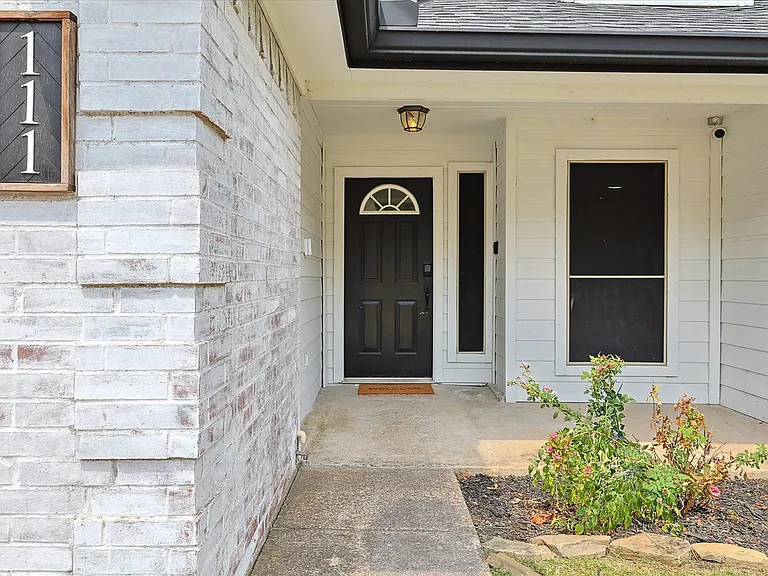 111 Creekview Dr W — Photo 29