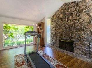 990 Singing Wood Dr, Arcadia, CA 91006