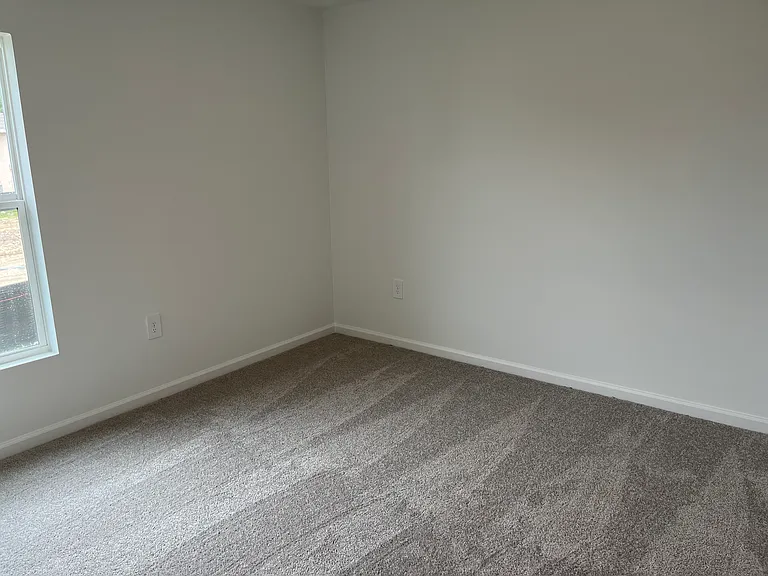1371 Blue Ash Ln — Photo 8