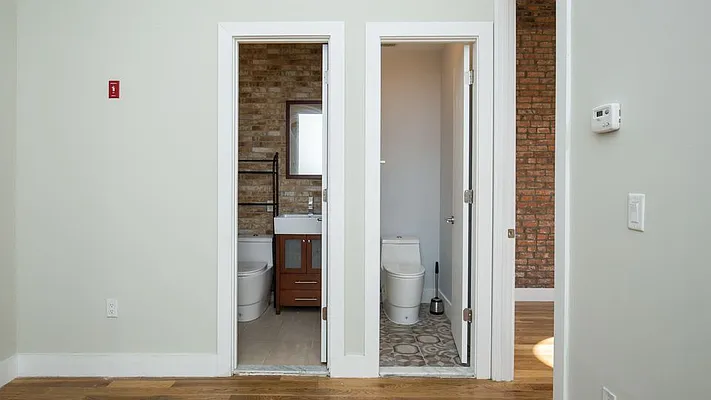 Rented by Nooklyn NYC LLC | media 35