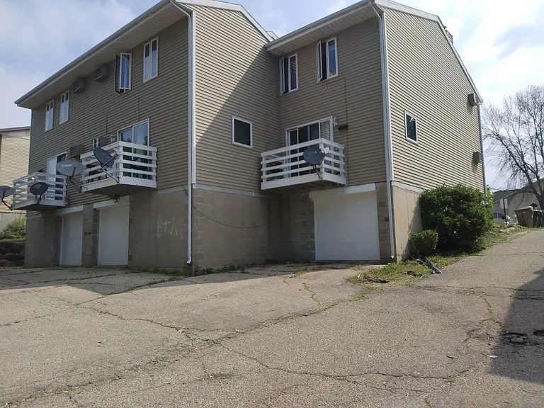 1118 Gammon Ln — Photo 8