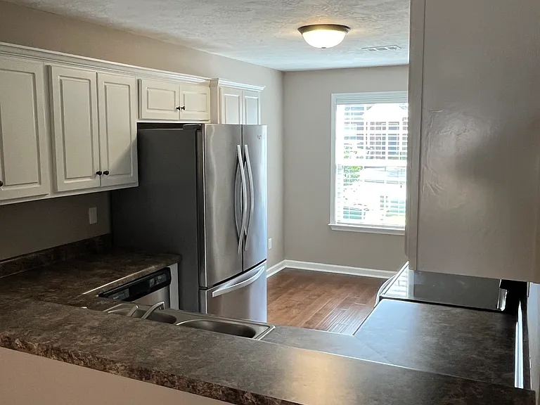110 Satomi Way — Photo 9