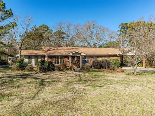 108 Cynthia Ln, Washington, GA