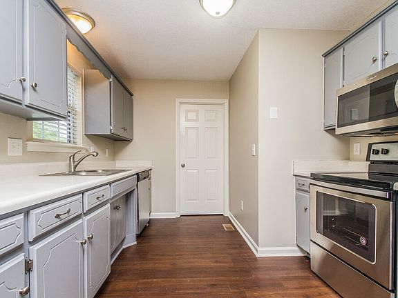 5th image of 1103 Jerico Rd