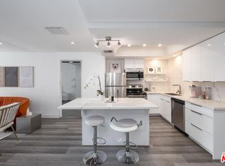 321 S San Vicente Blvd APT 101, Los Angeles, CA 90048