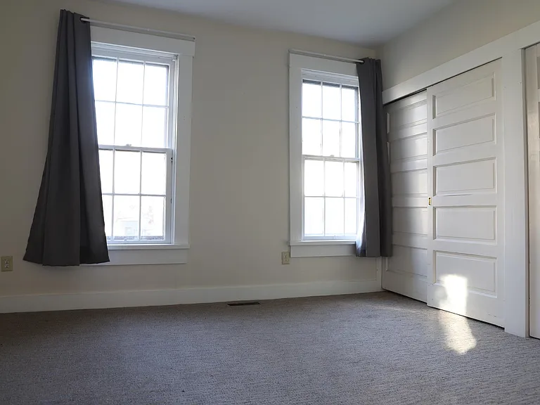 Bedroom 2 Unfurnished