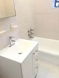 Rented by Benyamin Fattakhov, LREB