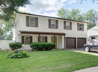 16 Apollo Way, Flanders, NJ 07836