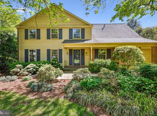11600 Hitching Post Ln, Rockville, MD 20852
