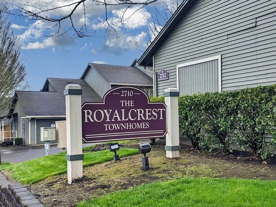 Royal Crest Townhomes