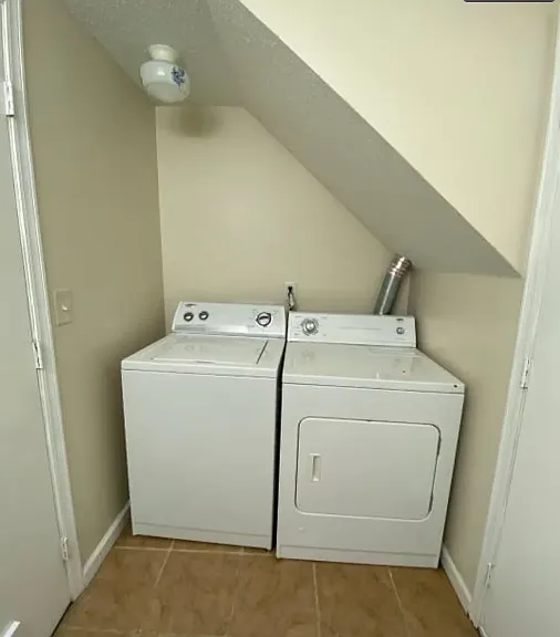 395 Van Dyke St — Photo 10