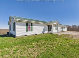 772 Fairview Ln, Given, WV 25245