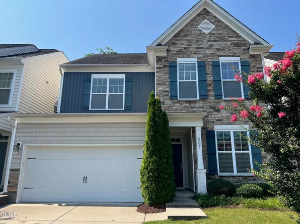607 Finnbar Dr, Cary, NC 27519