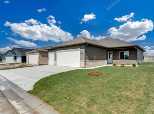 4434 N Sunny Cir, Wichita, KS 67205