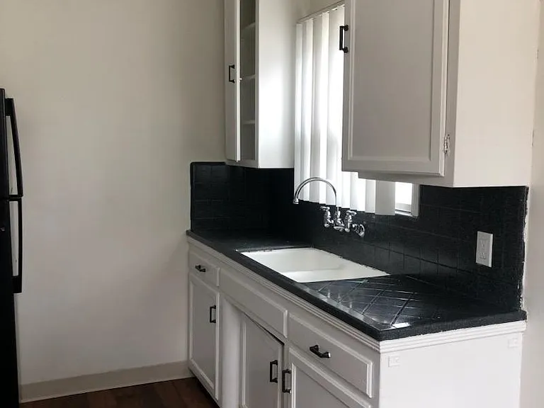 6019 Brooklyn Ave — Photo 4