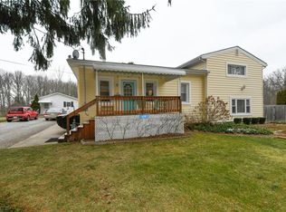 198 & 202 Meadowridge Rd, Akron, OH 44312