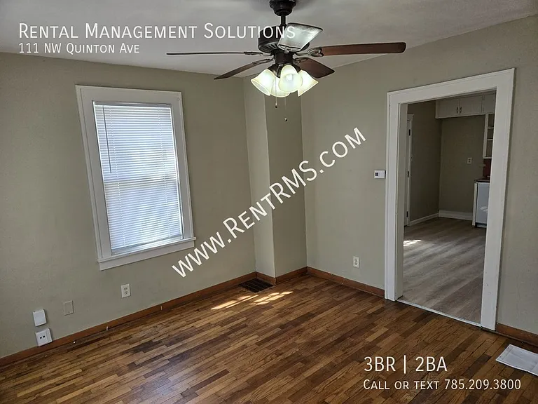 111 NW Quinton Ave — Photo 7