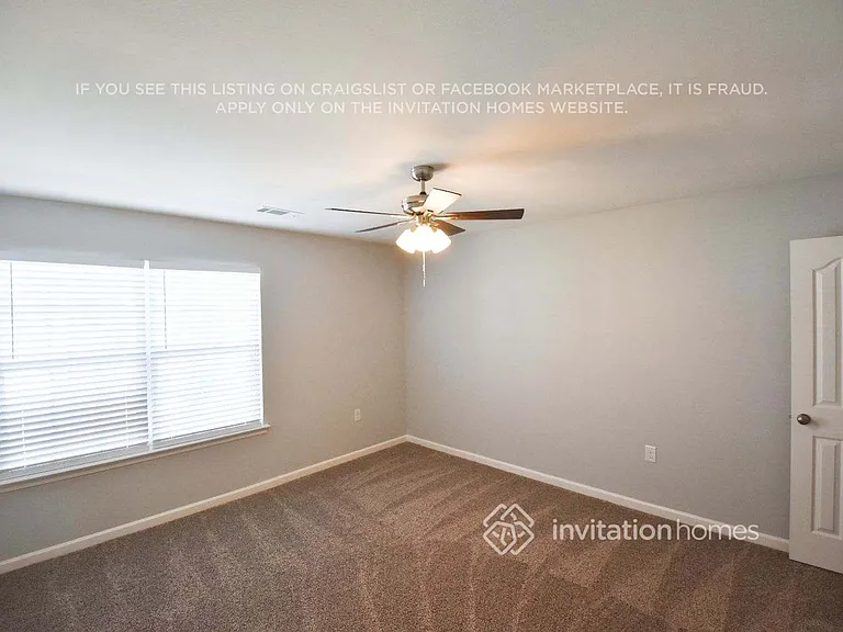 1719 Eastway Dr — Photo 8