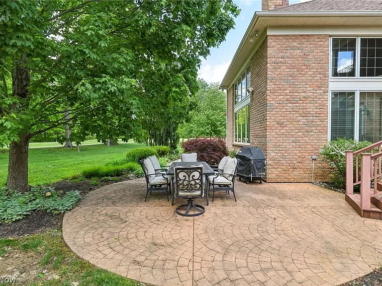 7560 Royal Portrush Dr — Photo 40