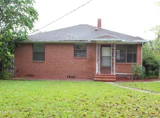 1391 River Hills Ct, Jacksonville, FL 32211