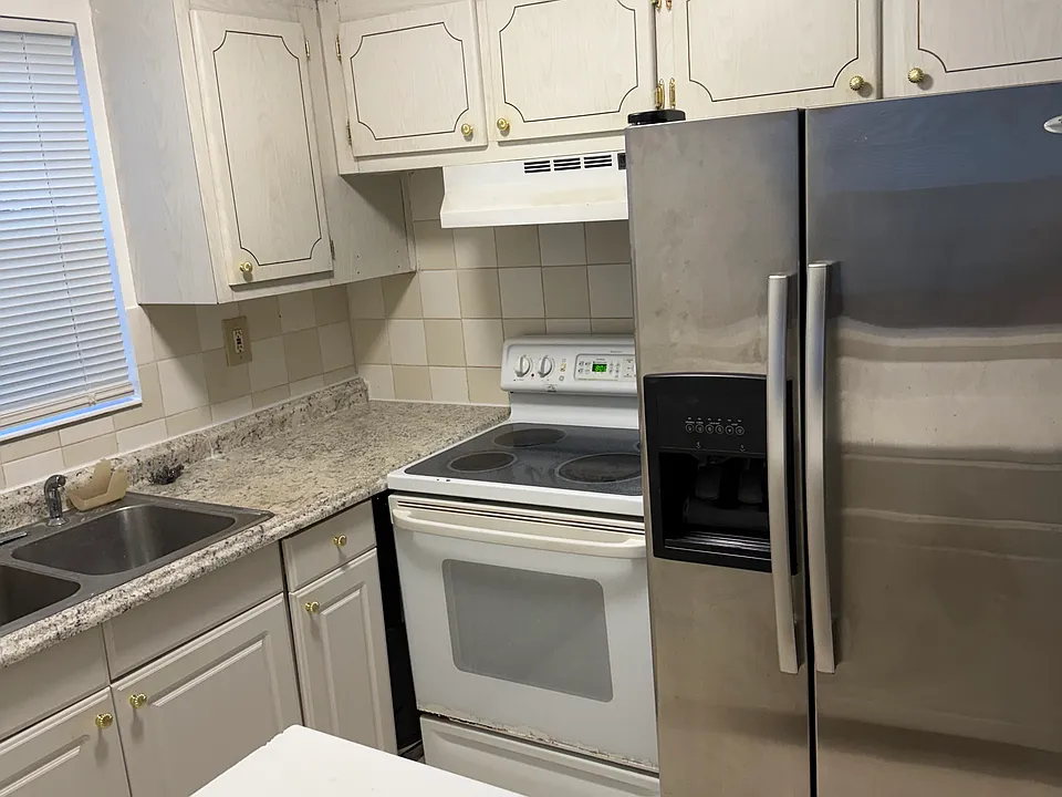 61 Bedford Ct #61