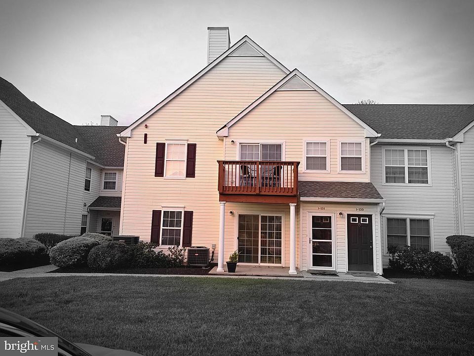 1st image of 131 Horseshoe Dr