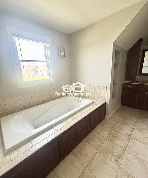 3317 Old Stone Way NE — Photo 24