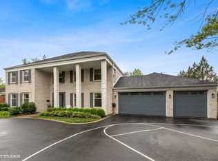 384 Aspen Ln, Highland Park, IL 60035