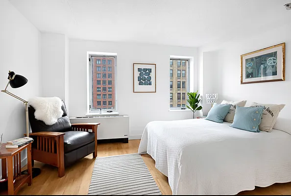 Sold by Compass | media 6