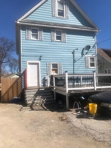 2nd image of 527 George Ave
