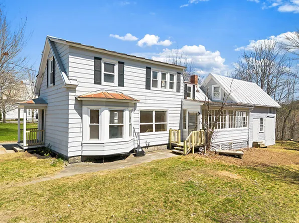 102 Main Street, Skowhegan, ME 04976