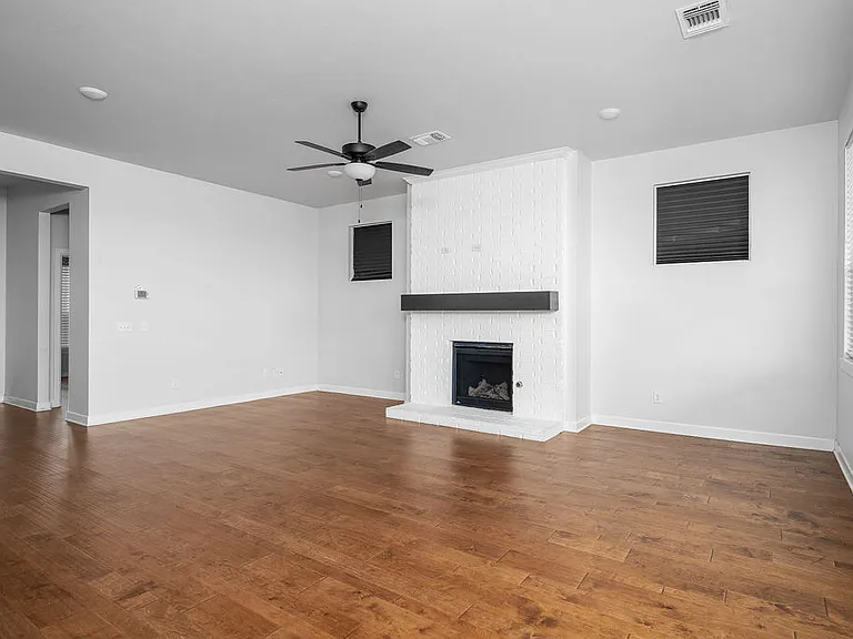800 Firefork Ave — Photo 15