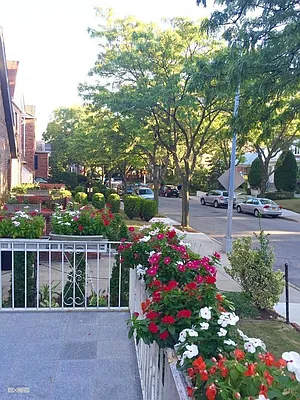 Rented by Corcoran | media 19