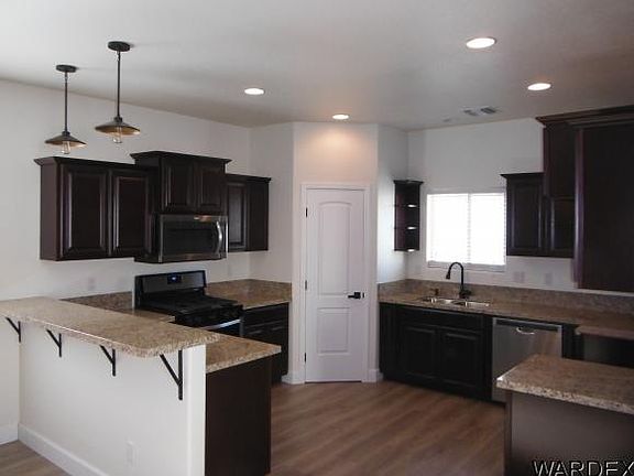 2nd image of 2695 Avenida Grande
