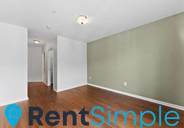 21210 McFadden Sq #402 — Photo 18