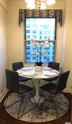 Sold by Realty Connect USA | media 6