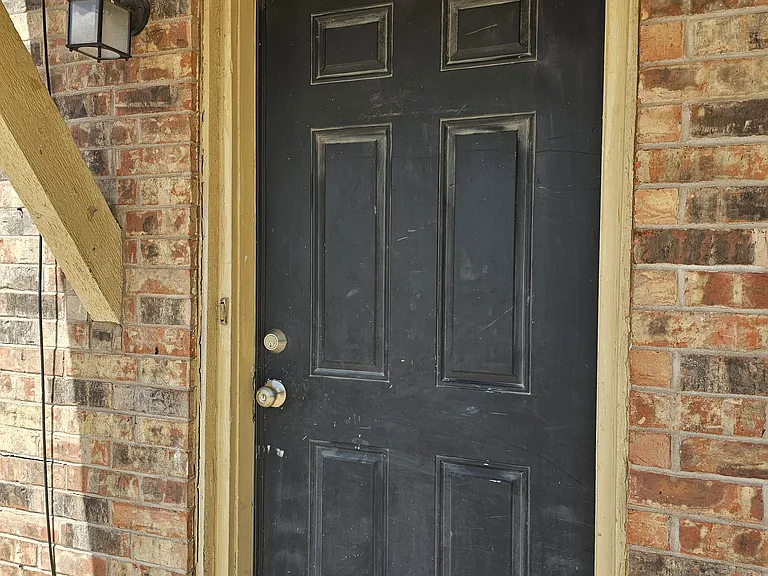 2631 SW H Ave #B — Photo 3