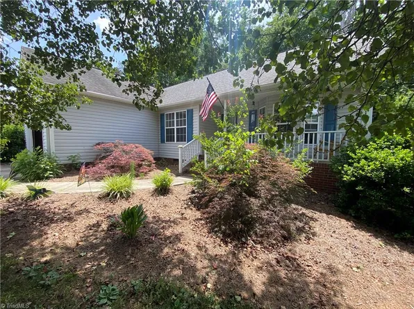 4620 Leprechaun Ln, Winston Salem, NC 27127