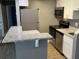 76 Wells Ct, Hampton, VA 23666