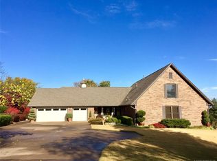 302 Valley View Rd, Cleveland, OK 74020
