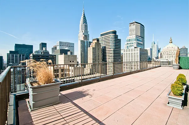 Rented by Douglas Elliman | media 25